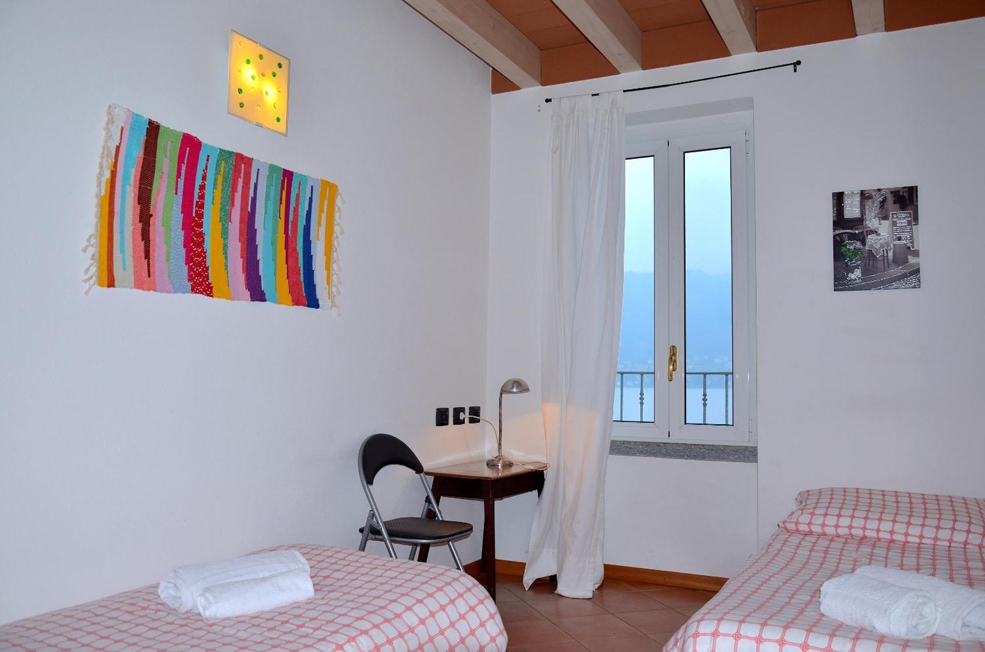 White Garden - Apartment With Access To The Lake Lierna Ngoại thất bức ảnh